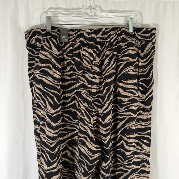 New Torrid Pants Women's 2R Black Beige Animal Print Pull On Wide Leg Lightweigh - Picture 10 of 12